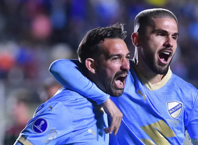 Bolívar golea sobre el final y acaricia el boleto a octavos